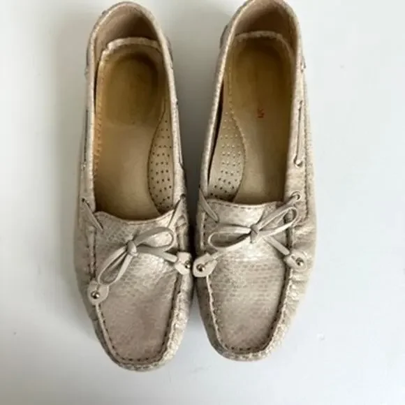 Marc Joseph NY Cypress Hill Moccasins Beige Snakeskin Loafers Women 7.5 Comfort - Picture 2 of 10